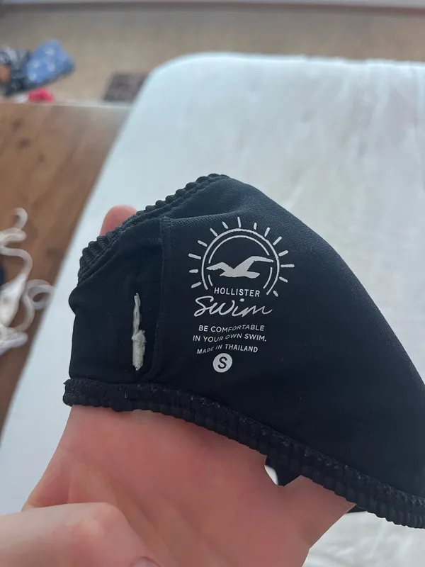 Hollister Black Bikini Top - Image 3