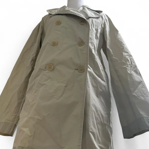 Forever 21 Classic Beige Double-Breasted Trench Coat - Image 4