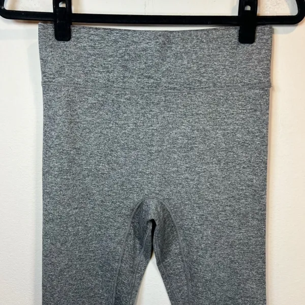 Bandier We Over Me Inversion Leggings Pants Gray Stretch Athletic Gym NEW Medium - Image 2