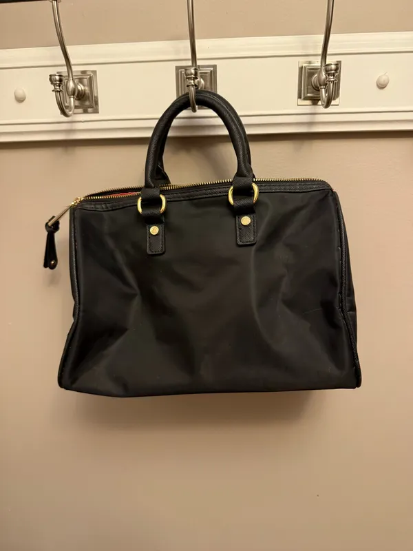 Victoria's Secret Black Satchel Top Handle Bag Gold Hardware Logo Zipper - Image 4