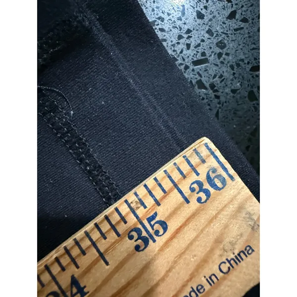 Lululemon Black Seamed Athletic‎ Yoga Leggings Pants Size 6 Mid Rise 27 Inseam - Image 8