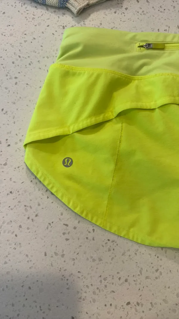 Lululemon Speed Up Shorts 2.5" - Image 2