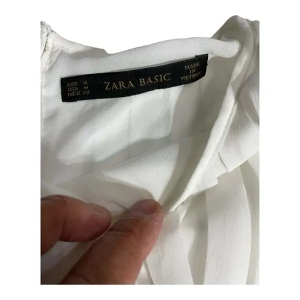 Zara White Pleated Sleeveless Blouse Size M Flowing Chiffon Top - Image 7