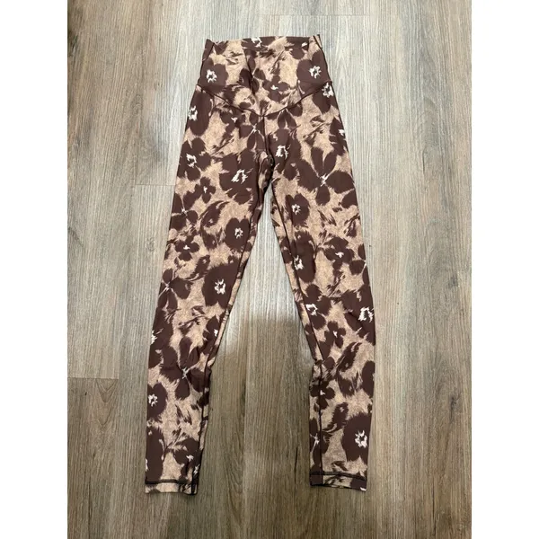OFFLINE by Aerie Real Me High Rise 7/8 Leggings Brown Floral Print‎ Small - Image 3