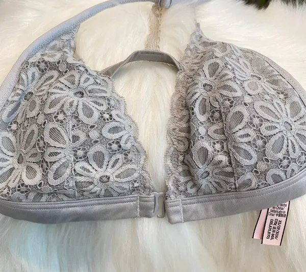 Victoria’s Secret Gray Lace Bralette Size XS - Image 8