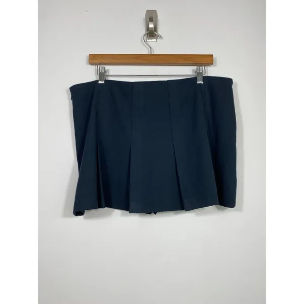 Abercrombie & Fitch Black Pleated Skort Size L Tennis Mini - Image 2