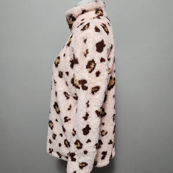 Mommy & Me Pink Leopard Sherpa ¼ Zip Pullover Size Large - Image 4