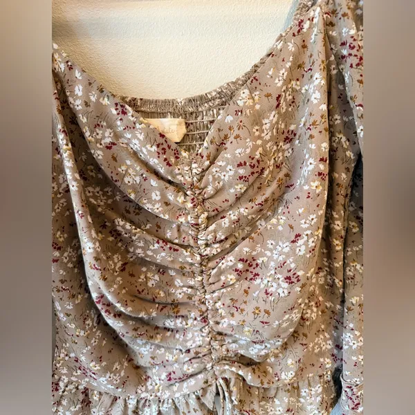 Altar’d State Floral Tan Top Size Small - Image 8