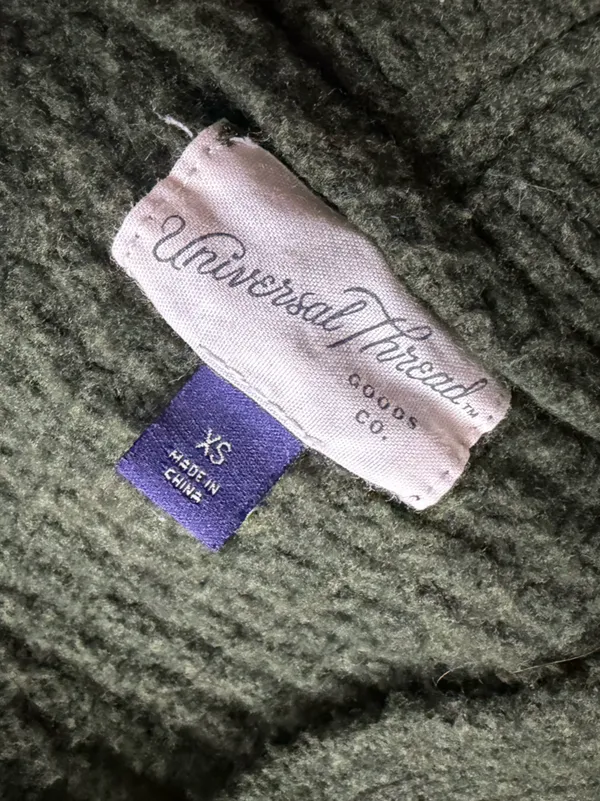 Universal Threads 🌿Olive Green Chunky Knit Cardigan🌿 ~xs - Image 6