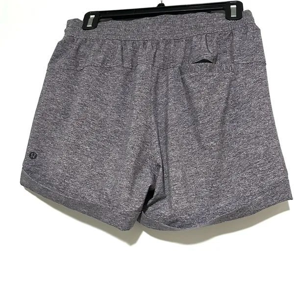 Lululemon Spring Break Away Short *4-way Stretch 3" Size 6 - Image 6