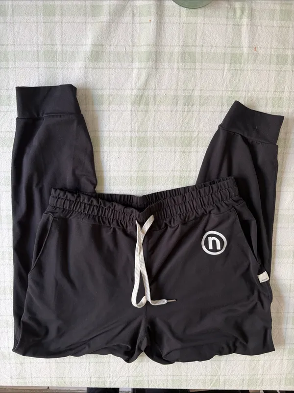 Vuori Black Athletic Jogger Pants with Drawstring - Image 3