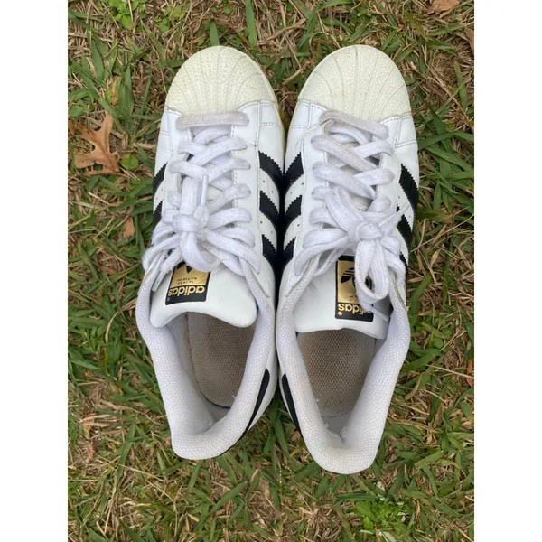 Adidas Superstar White Black Striped Sneakers‎ 9.5 Classic Streetwear Quiet Luxe - Image 3