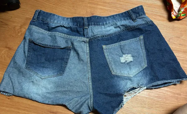 Color Block Denim Short Shorts Size 1XL - Image 2