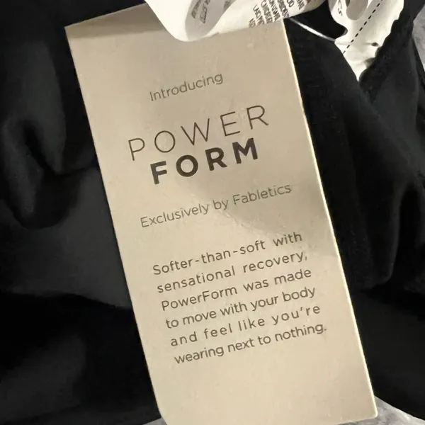 Fabletics power form capris legging - Image 3