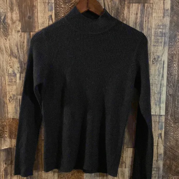 The American Petite by Lord & Taylor Extra fine 100% Merino Wool Black Size S - Image 2