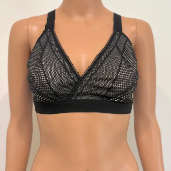 Lululemon 36D Awake to Lace barely beige wireless bra BC 3143 - Image 10