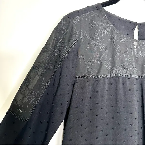 Loft Black Swiss Dot Lace Blouse Size Small - Image 3