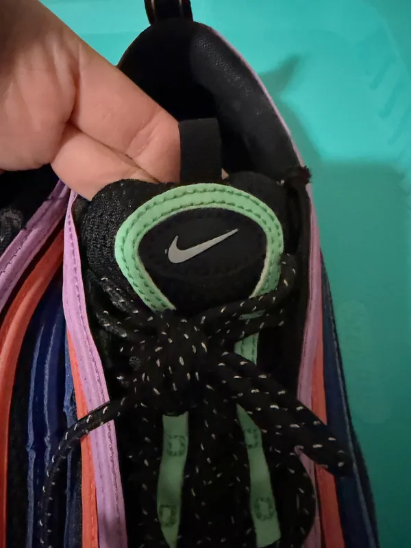 Nike  - Image 2