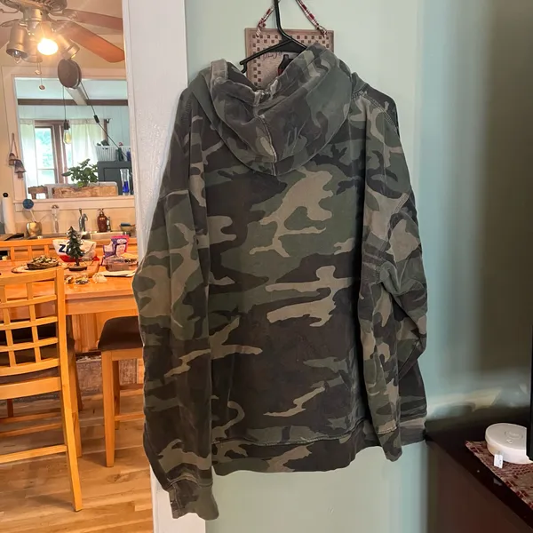 Vintage camo bass pro shops hoodie - Image 3