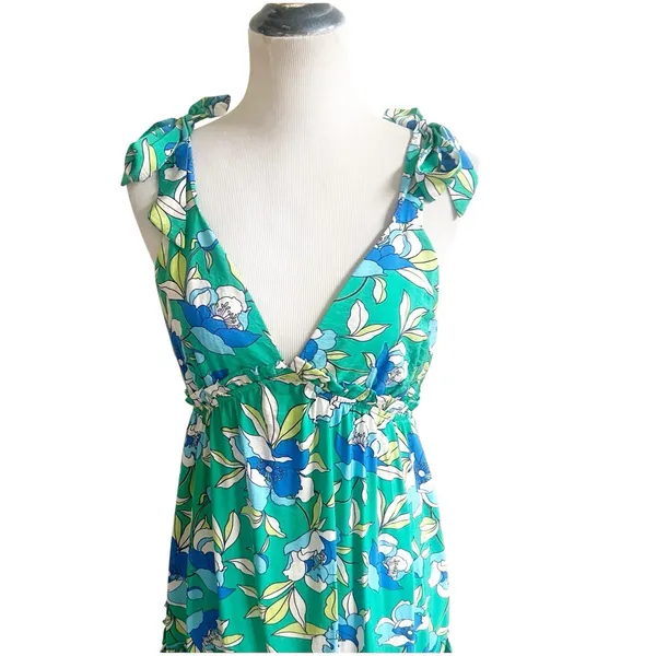 Monteau Los Angeles Floral Tiered Maxi Dress Green Size Large V-Neck Bohemian - Image 6
