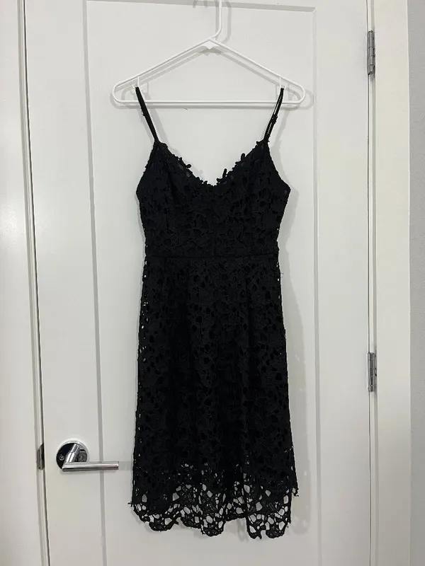 ASTR Small Black Eyelet Lace Cutout Midi Dress - Image 4