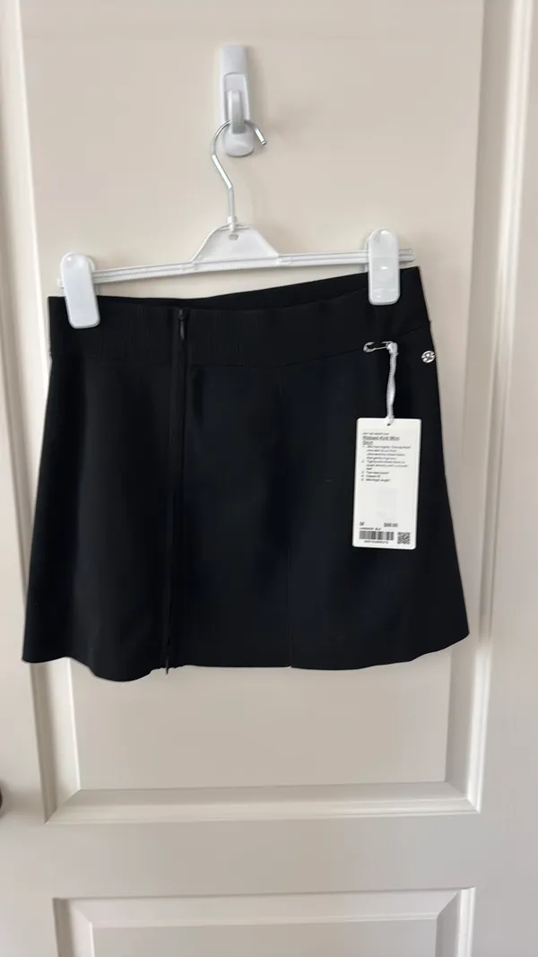 Lululemon - Image 6
