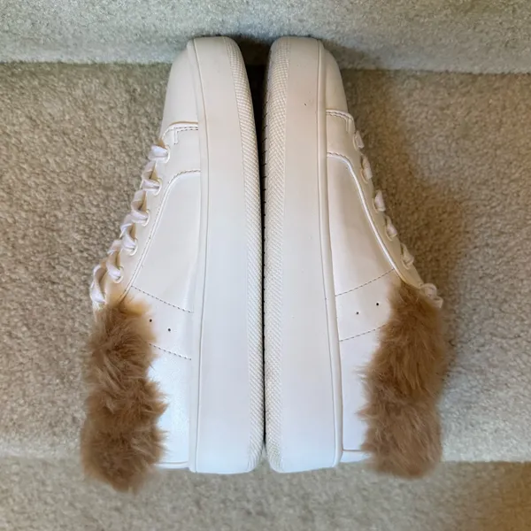 Steve Madden Brenner Faux‎ Fur Trim Leather Outsole Sneakers White Size 6 - Image 6