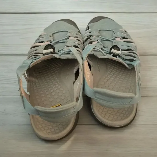 ✨KEEN Women's Cypress Sz 8 Sandals✨ - Image 4
