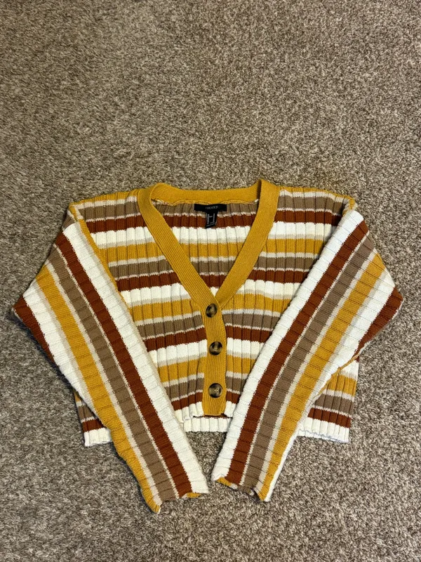 Forever 21 Retro Striped Cropped Cardigan, Size M , Pre-owned / No Flaws - Image 3