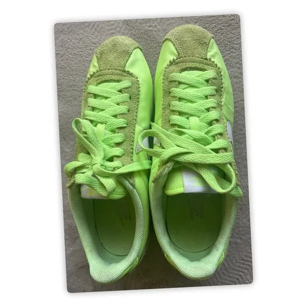 Nike Classic Cortez Nylon 749864-310 Volt Green Sneakers Womens 8.5 EU40 - Image 2