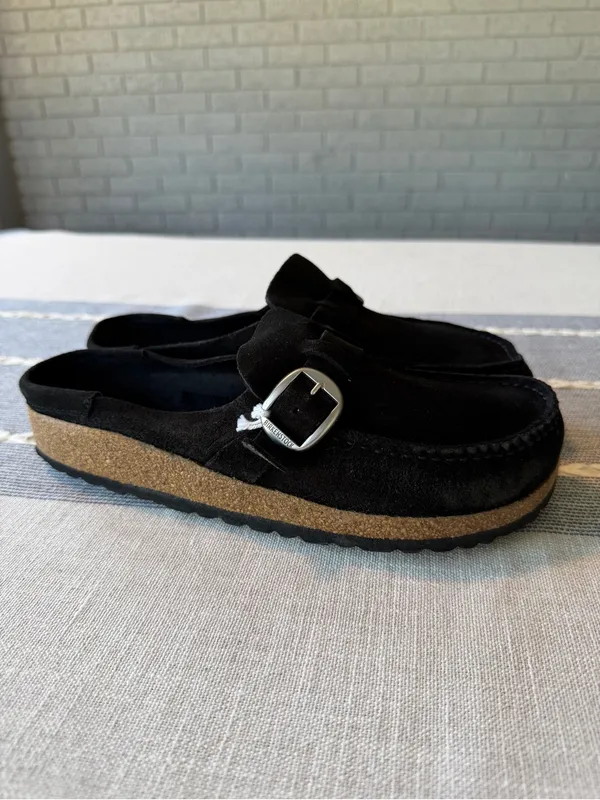 NWOT BIRKENSTOCK women's buckley leather clog in black Size 38 - Image 10