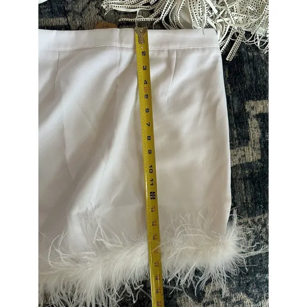 Skirt & Top Set Main Strip 2 Piece White Feather Trim SizeLarge NEW Wedding Bach - Image 9