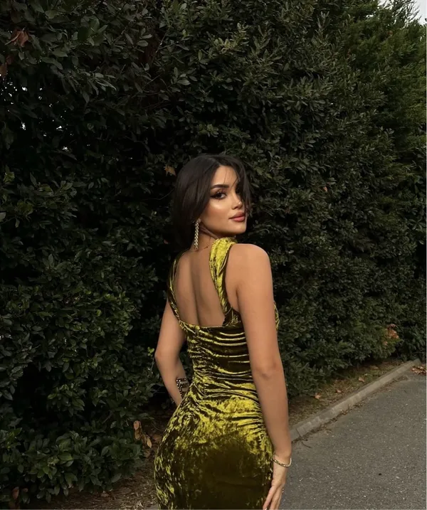 Zara dress velvet Halter neck shawl corset bodycon velour green evening gown - Image 4