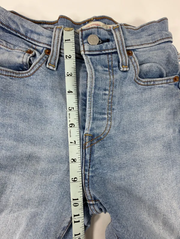 Levis‎ Wedgie Straight Leg Jeans Size 24 Light Wash Distressed High Rise Denim - Image 6