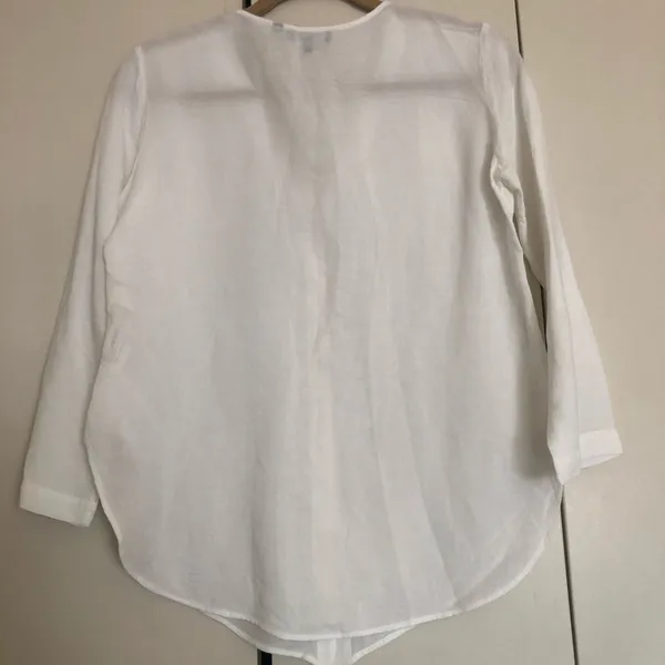 Theory blouse size P - Image 4