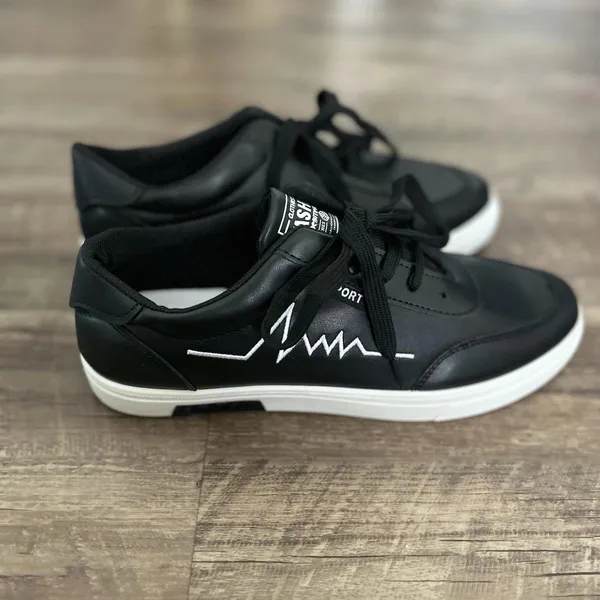 Black Casual Sneakers Faux Leather for Women Size 9 Brand New - Image 3
