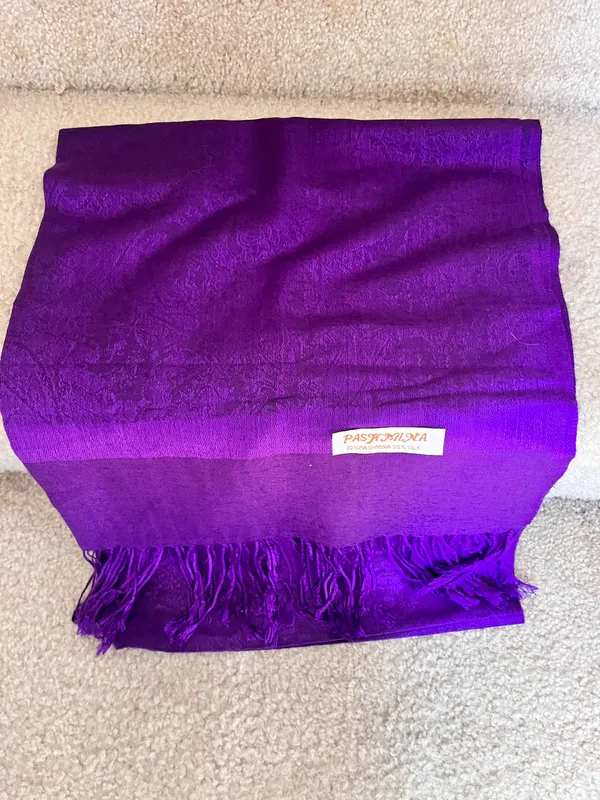 Pashmina Scarf Brand New - Image 3