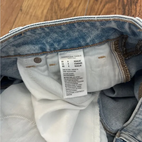 American Eagle Mom Jeans - Image 7