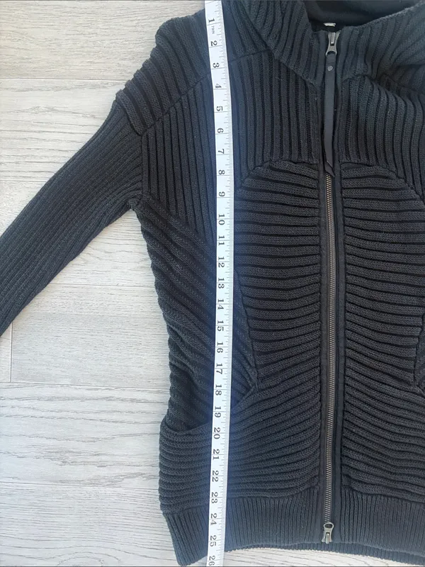 Lululemon Embrace Black Knit Scuba Hoodie Size 8 - Image 5