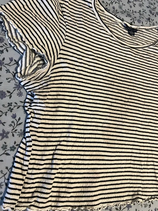 American Eagle Black & White Striped Tee - Image 2