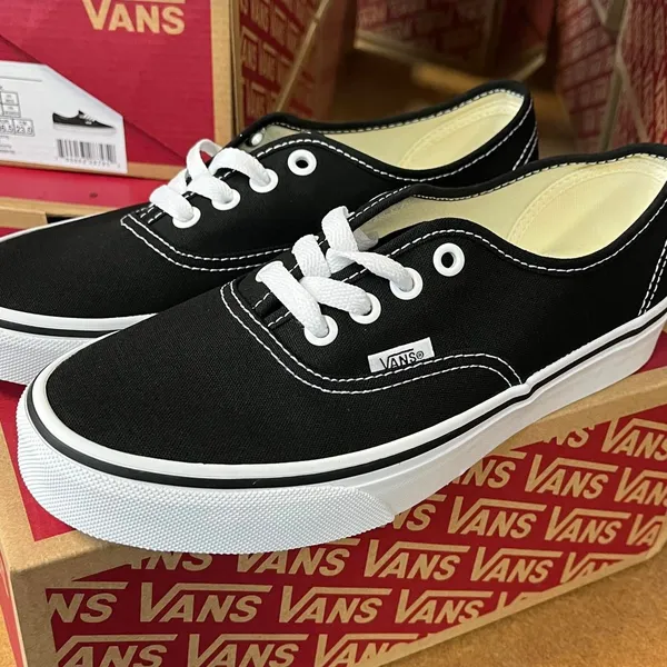 Vans Women's Black Trainers - Image 4
