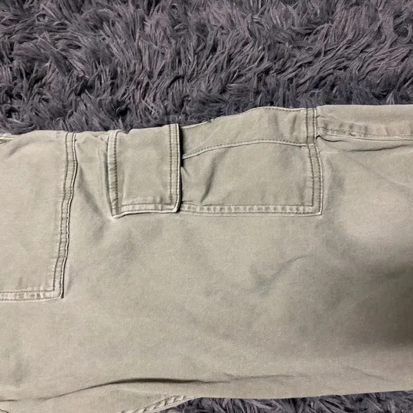 Hollister high-rise Olive Utility cropped green hiking y2k pockets Pants size 30 - Image 4