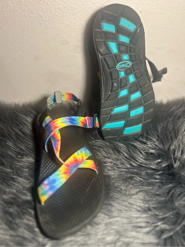 Chaco Rainbow Tie-Dye Strap Sport Sandal - Black Footbed Size 5 - Image 9