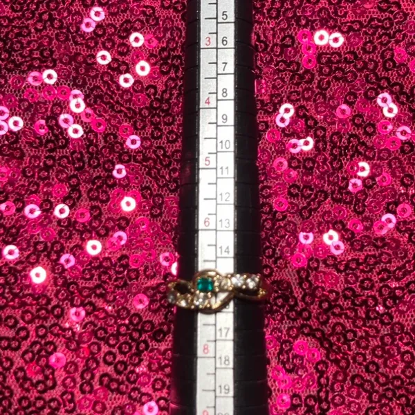 Boutique Womens Ring Size 7 Gold Jewelry Emerald Green Crystal Silver Encrusted Bling Y2K - Image 8
