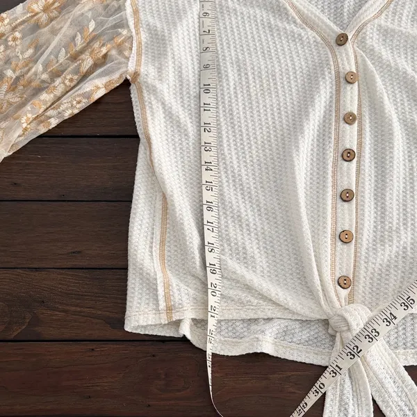 Miss Me Boho Waffle Knit Lace Bell Sleeve Tie Front Blouse Cream Size Large - Image 10