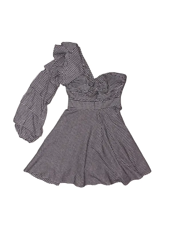 Boohoo Ruffle One-Shoulder Gingham Dress - Image 2