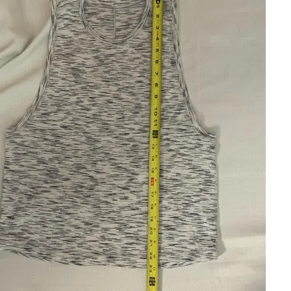 Lululemon Grey tank‎ - Image 5