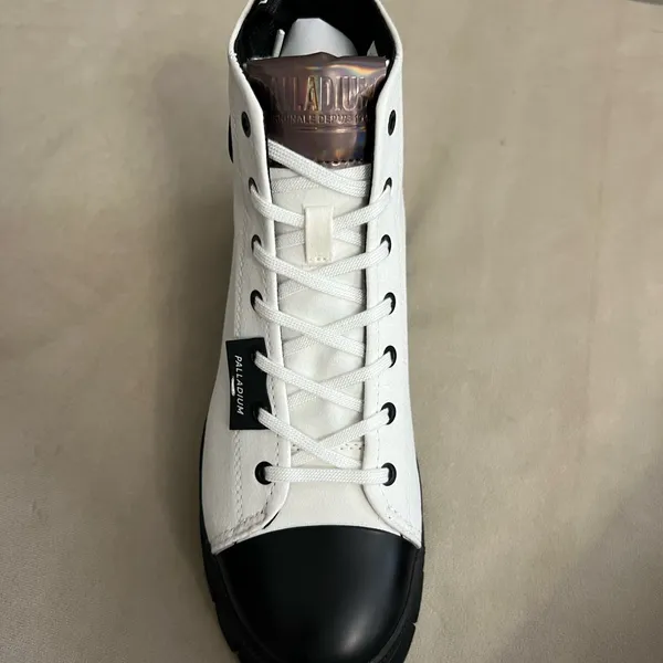🔥 Palladium Revolt Hi TX Women’s Star White Platform Boots – NWT 🔥 Size 9 - Image 6
