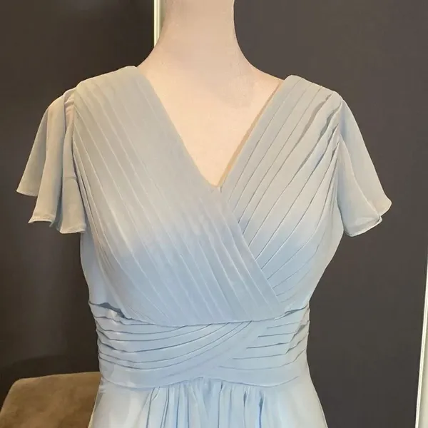 Women’s Blue Chiffon Full Length Bridesmaid Prom Party Dress Size 6 NWOT - Image 2