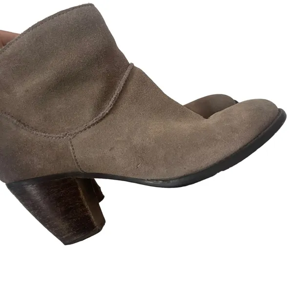 Steve Madden Women's Size 8M Milaan‎ Suede Brown Heeled Booties Boots - Image 7